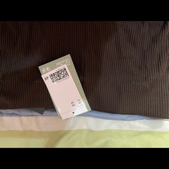 H&M Biker Shorts - Picture 2 of 3